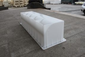 影響到沿石模具的使用壽命有哪些因素？